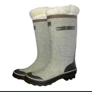 Arctic Shield Ranch Boots Grey & Cream Fabric Uppers over rubber w Furry Liners